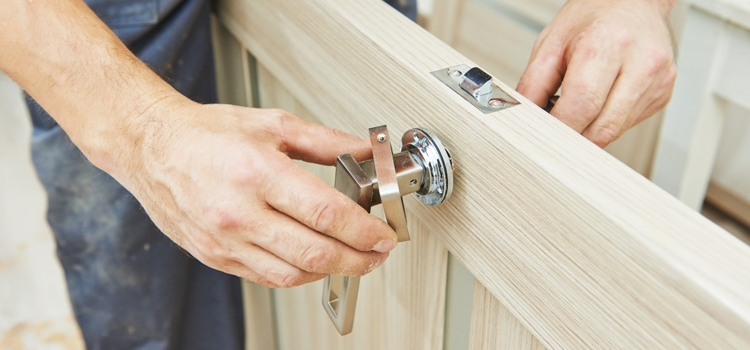 interior door repair Safety Harbor